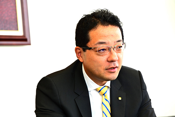 日本調剤株式会社（東京都）代表取締役社長 三津原 庸介氏