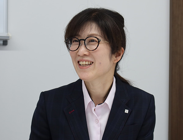 株式会社タカラ薬局（福岡県福岡市） 代表取締役社長 岡村 由紀子 氏